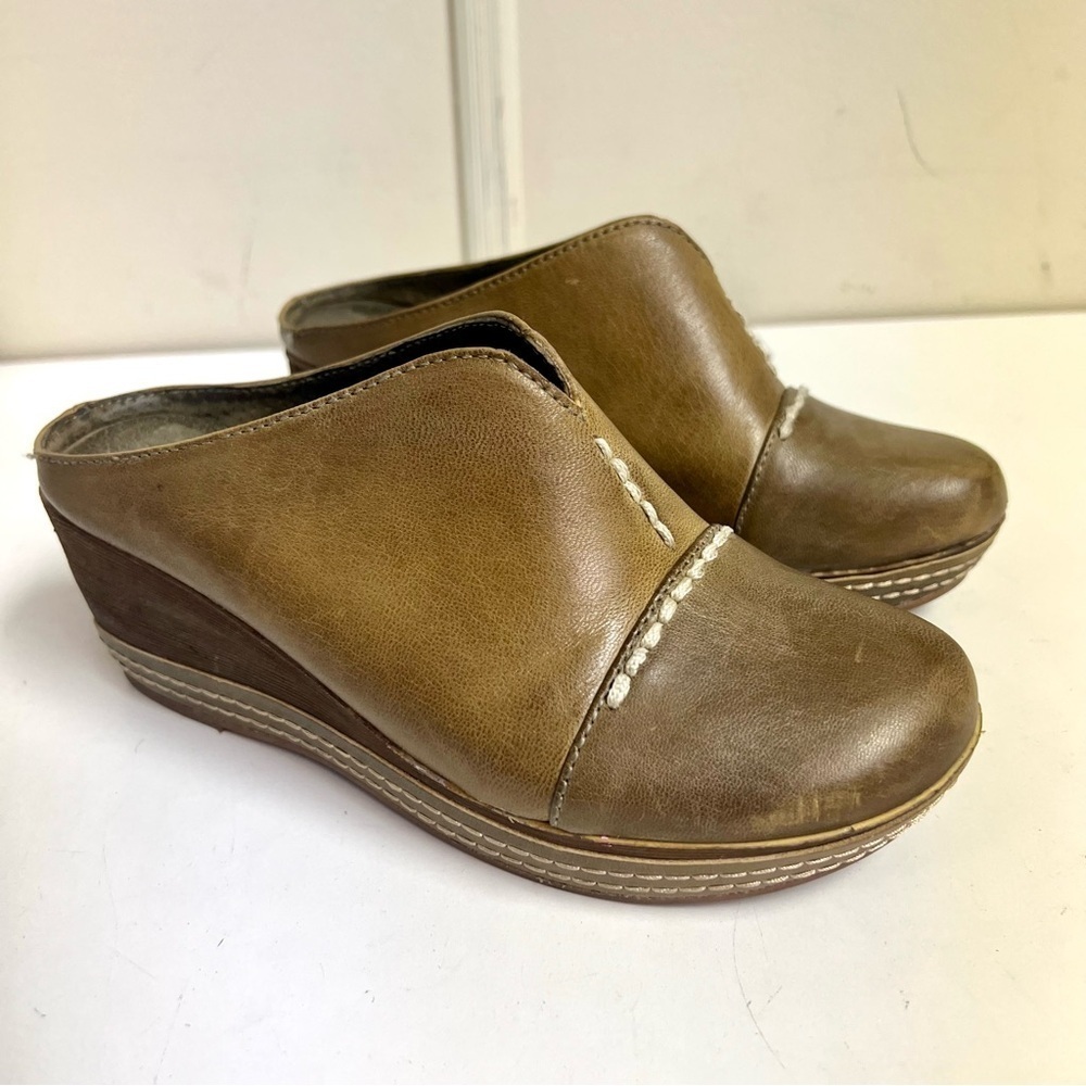 Antelope Tobacco Contrast Stitch Leather Clog Women's Mules comfy preppy size 6M